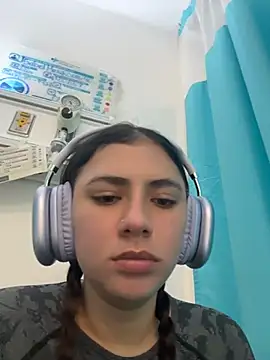 Snapshot of EmilyCxx chatting on July 11, 2026, 1:14 pm EmilyCxx online show from July 11, 2026, 1:14 pm