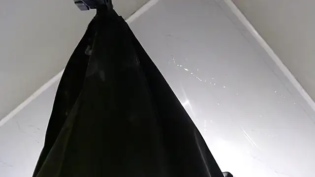 JACOB BECKET online show from May 6, 2026, 11:48 am