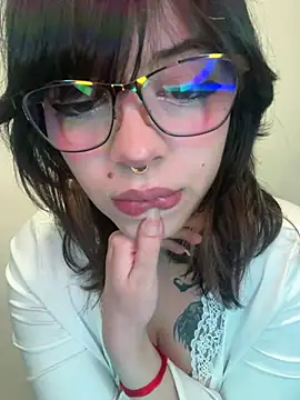 Snapshot of BabySixxxx chatting on June 27, 2026, 11:21 pm BabySixxxx online show from June 27, 2026, 11:21 pm
