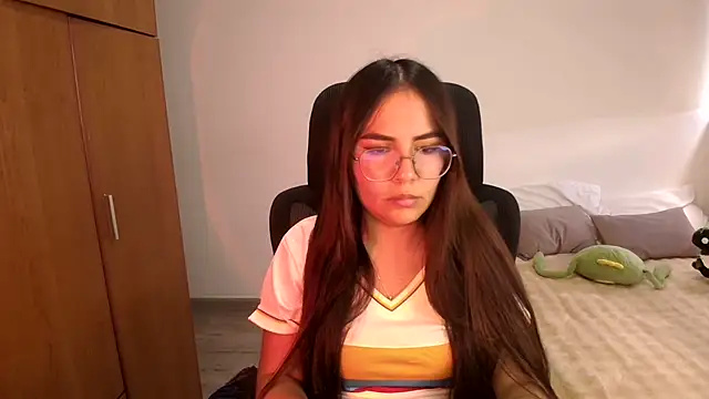 abbyyandmaxx online show from June 23, 2026, 4:38 pm