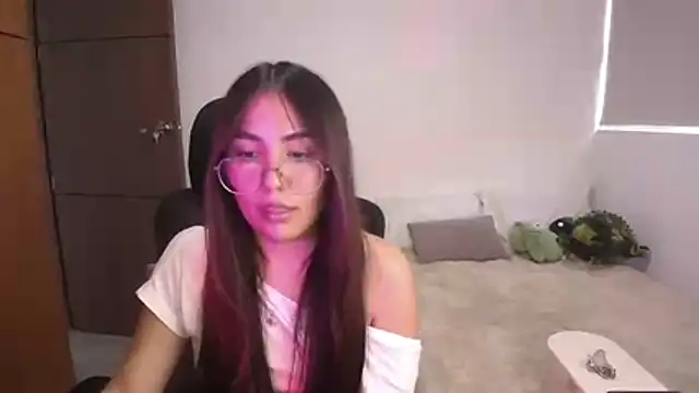 abbyyandmaxx online show from July 28, 2026, 7:39 pm