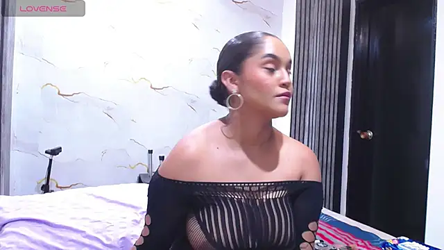Snapshot of Liaa_cams chatting on July 17, 2026, 3:02 am Liaa cams online show from July 17, 2026, 3:02 am