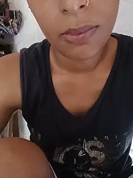 Snapshot of your_siya6 chatting on June 20, 2026, 9:01 am your siya6 online show from June 20, 2026, 9:01 am