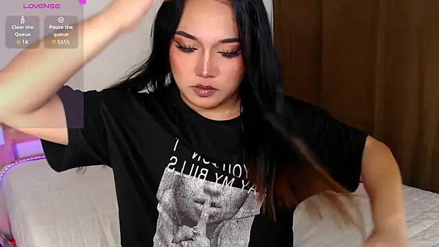 Sensual Ekang online show from July 10, 2026, 5:37 pm