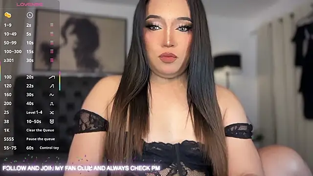 Sensual Ekang online show from August 3, 2026, 5:27 pm