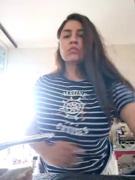 Snapshot of charloteone chatting on May 9, 2026, 11:48 am charloteone online show from May 9, 2026, 11:48 am