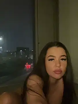 Snapshot of Jasminepeach_ chatting on July 25, 2026, 11:24 pm Jasminepeach online show from July 25, 2026, 11:24 pm