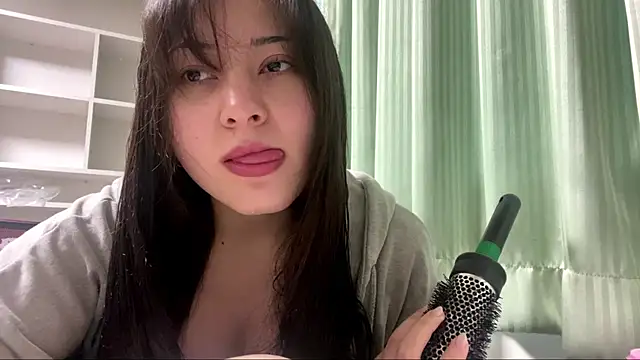 Snapshot of Sonata_Asky chatting on June 4, 2026, 10:16 pm Sonata Asky online show from June 4, 2026, 10:16 pm