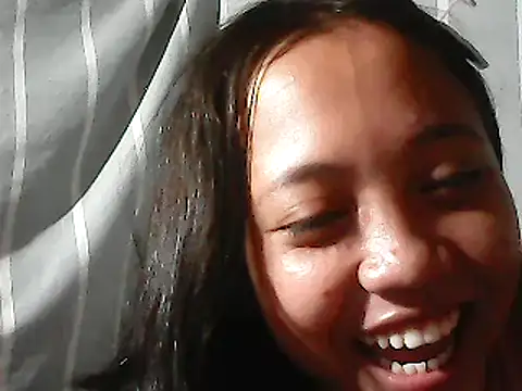Yours AsianPinayGirl18 online show from June 17, 2026, 11:34 am