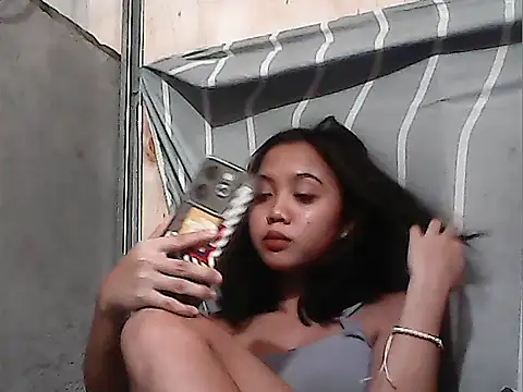 Yours AsianPinayGirl18 online show from July 16, 2026, 12:16 am