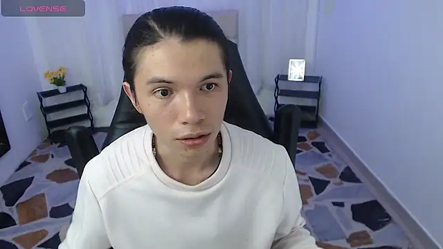 Mattew Evans online show from April 30, 2026, 2:51 am