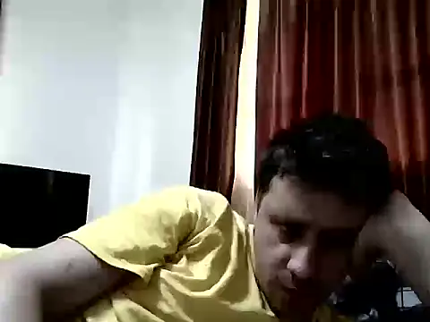Snapshot of Teen18boyy chatting on May 13, 2026, 1:52 pm Teen18boyy online show from May 13, 2026, 1:52 pm