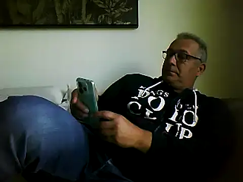 Snapshot of Soloyan chatting on September 26, 2025, 11:14 am Soloyan online show from September 26, 2025, 11:14 am