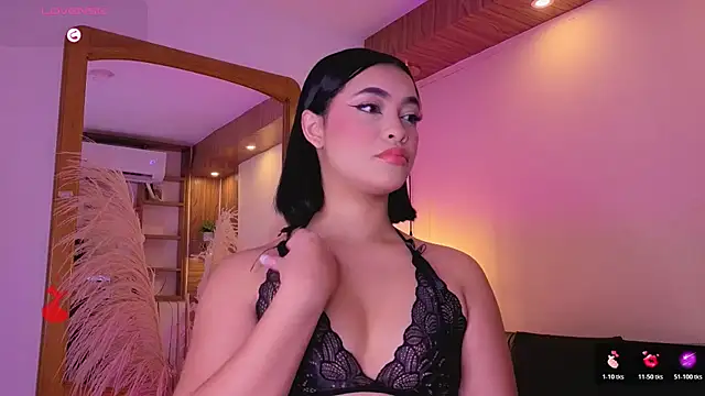 Snapshot of Chloe_monroee chatting on May 30, 2026, 3:03 am Chloe monroee online show from May 30, 2026, 3:03 am