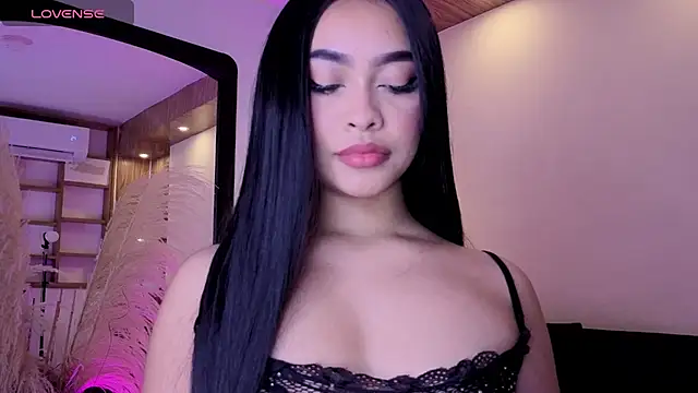 Snapshot of Chloe_monroee chatting on August 1, 2026, 3:28 am Chloe monroee online show from August 1, 2026, 3:28 am