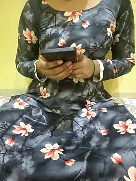 Snapshot of Seema_yadav01 chatting on May 4, 2026, 4:52 am Seema yadav01 online show from May 4, 2026, 4:52 am