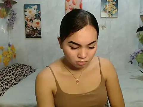 Snapshot of ur_asiankat chatting on June 6, 2026, 6:34 pm ur asiankat online show from June 6, 2026, 6:34 pm
