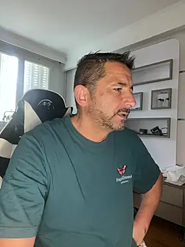 daddy3945 online show from May 12, 2026, 7:38 am
