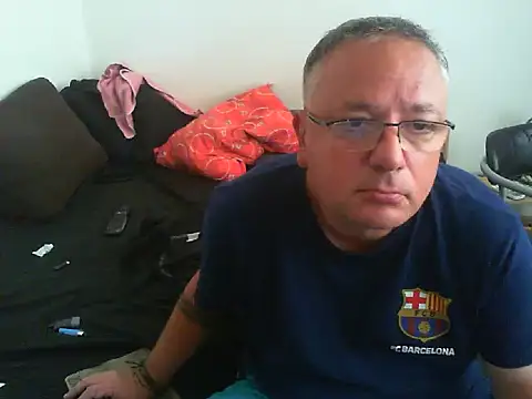 Snapshot of GeorgeCarlo chatting on June 4, 2026, 7:03 am GeorgeCarlo online show from June 4, 2026, 7:03 am