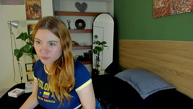 Snapshot of _zoe_3 chatting on July 12, 2026, 3:14 pm zoe 3 online show from July 12, 2026, 3:14 pm