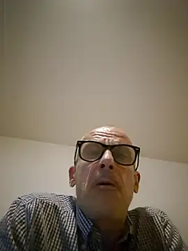 segurosex73 online show from May 2, 2026, 8:36 pm