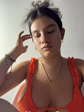 Miasecret18 online show from June 12, 2026, 4:22 am