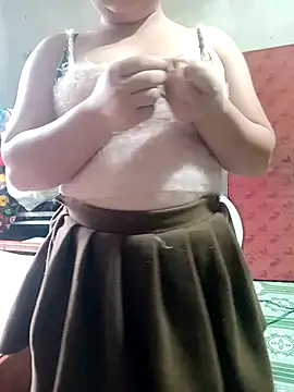 Snapshot of Lily_Henry chatting on May 3, 2026, 11:55 pm Lily Henry online show from May 3, 2026, 11:55 pm