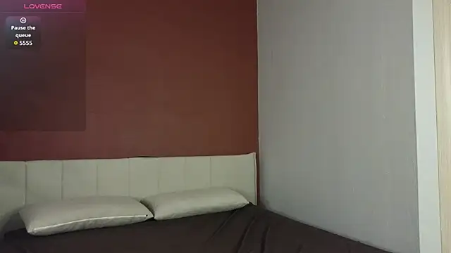 Snapshot of Eva_Th0mpson chatting on May 27, 2026, 1:35 am Eva Th0mpson online show from May 27, 2026, 1:35 am