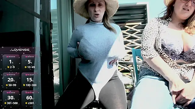 Snapshot of BrinaLovee chatting on May 16, 2026, 6:43 am BrinaLovee online show from May 16, 2026, 6:43 am
