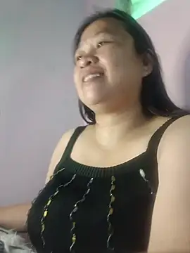 Snapshot of belove_hot43 chatting on May 10, 2026, 2:39 am belove hot43 online show from May 10, 2026, 2:39 am
