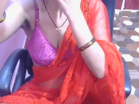 Snapshot of wild_minakshi chatting on July 7, 2026, 8:07 am wild minakshi online show from July 7, 2026, 8:07 am