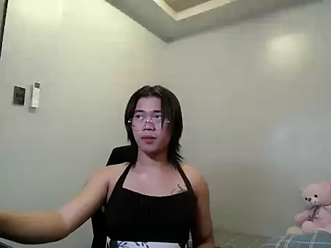 Yumekofear online show from May 2, 2026, 1:38 pm