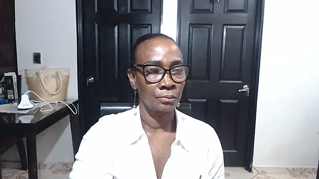 jannyheat online show from March 12, 2025, 2:41 am