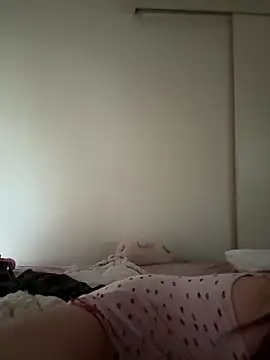 daisycollins online show from June 9, 2026, 6:25 am