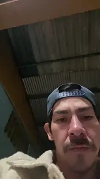 Snapshot of Piter_Drako chatting on June 2, 2026, 12:23 am Piter Drako online show from June 2, 2026, 12:23 am