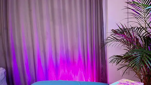 AnnyRosse 699 online show from June 4, 2026, 1:28 pm
