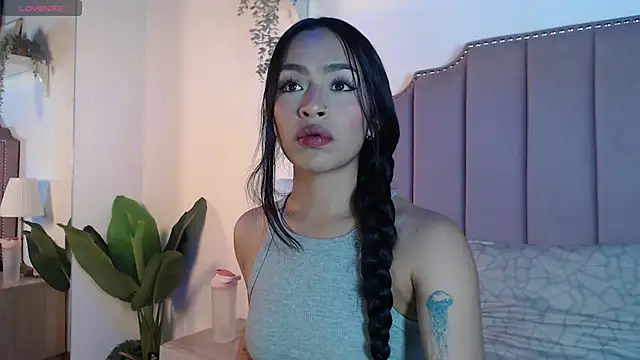 Littlejade dh online show from May 22, 2026, 11:49 am