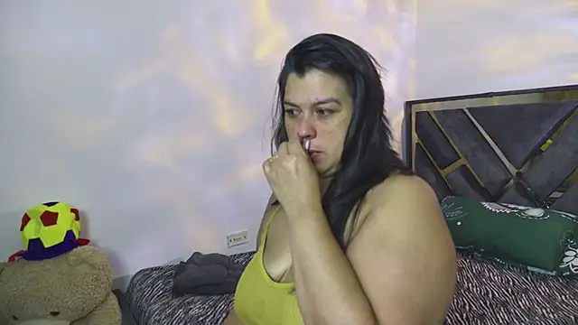 Snapshot of Martina_Foxy01 chatting on June 28, 2026, 11:27 am Martina Foxy01 online show from June 28, 2026, 11:27 am