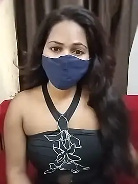 Snapshot of Roji_bha chatting on June 17, 2026, 4:26 am Roji bha online show from June 17, 2026, 4:26 am
