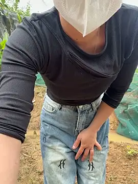 Snapshot of Lindan80 chatting on May 9, 2026, 2:39 am Lindan80 online show from May 9, 2026, 2:39 am