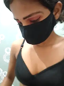 Hot Candy77 online show from June 9, 2026, 3:51 am