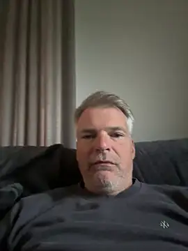 Snapshot of Thor-82 chatting on May 11, 2026, 5:35 am Thor-82 online show from May 11, 2026, 5:35 am