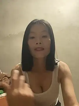 Zuzu sexy online show from May 26, 2026, 8:10 am