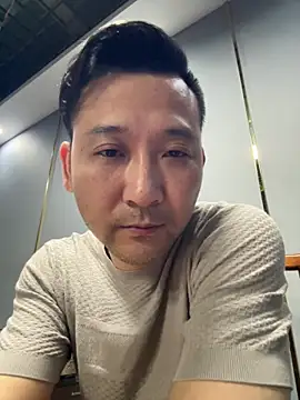 Snapshot of semir-xin chatting on May 7, 2026, 1:05 pm semir-xin online show from May 7, 2026, 1:05 pm