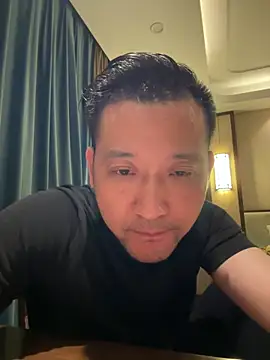 Snapshot of semir-xin chatting on May 13, 2026, 5:43 pm semir-xin online show from May 13, 2026, 5:43 pm