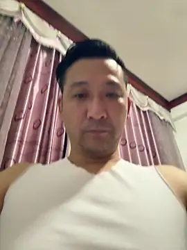 Snapshot of semir-xin chatting on May 28, 2026, 4:37 pm semir-xin online show from May 28, 2026, 4:37 pm