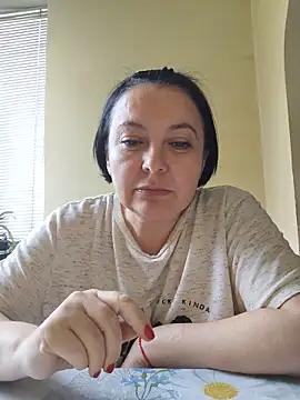Snapshot of EmmaEmmy40 chatting on June 3, 2026, 3:50 pm EmmaEmmy40 online show from June 3, 2026, 3:50 pm