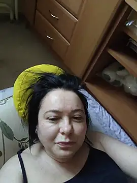 EmmaEmmy40 online show from July 5, 2026, 3:56 am