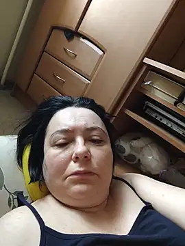 EmmaEmmy40 online show from July 5, 2026, 4:19 am