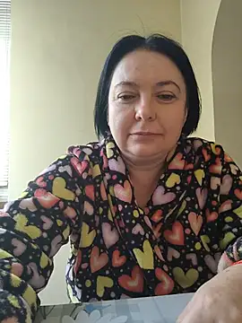 EmmaEmmy40 online show from July 11, 2026, 4:26 am